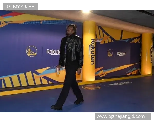 足球球星独特打扮解析 穿搭风格与个性展示的完美结合